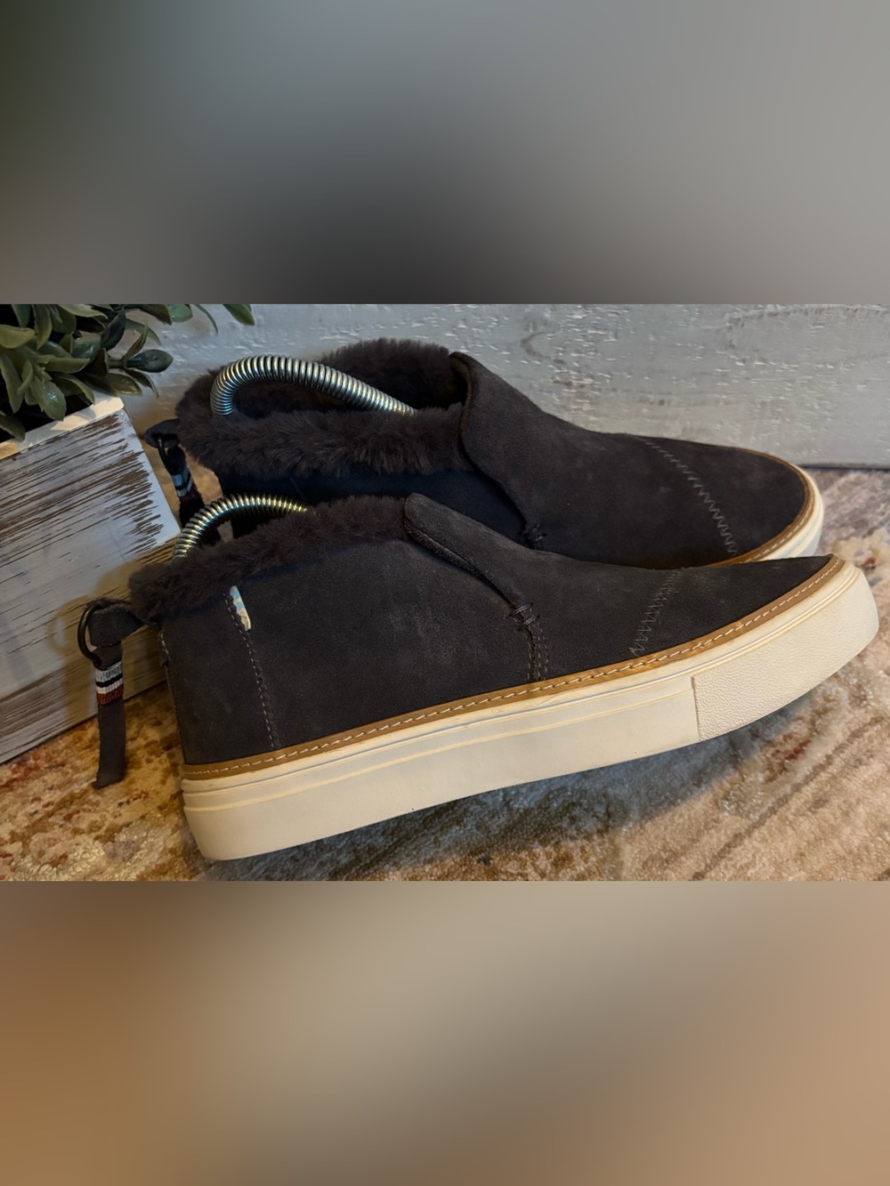 New! TOMS Women’s Paxton Slip On Booties